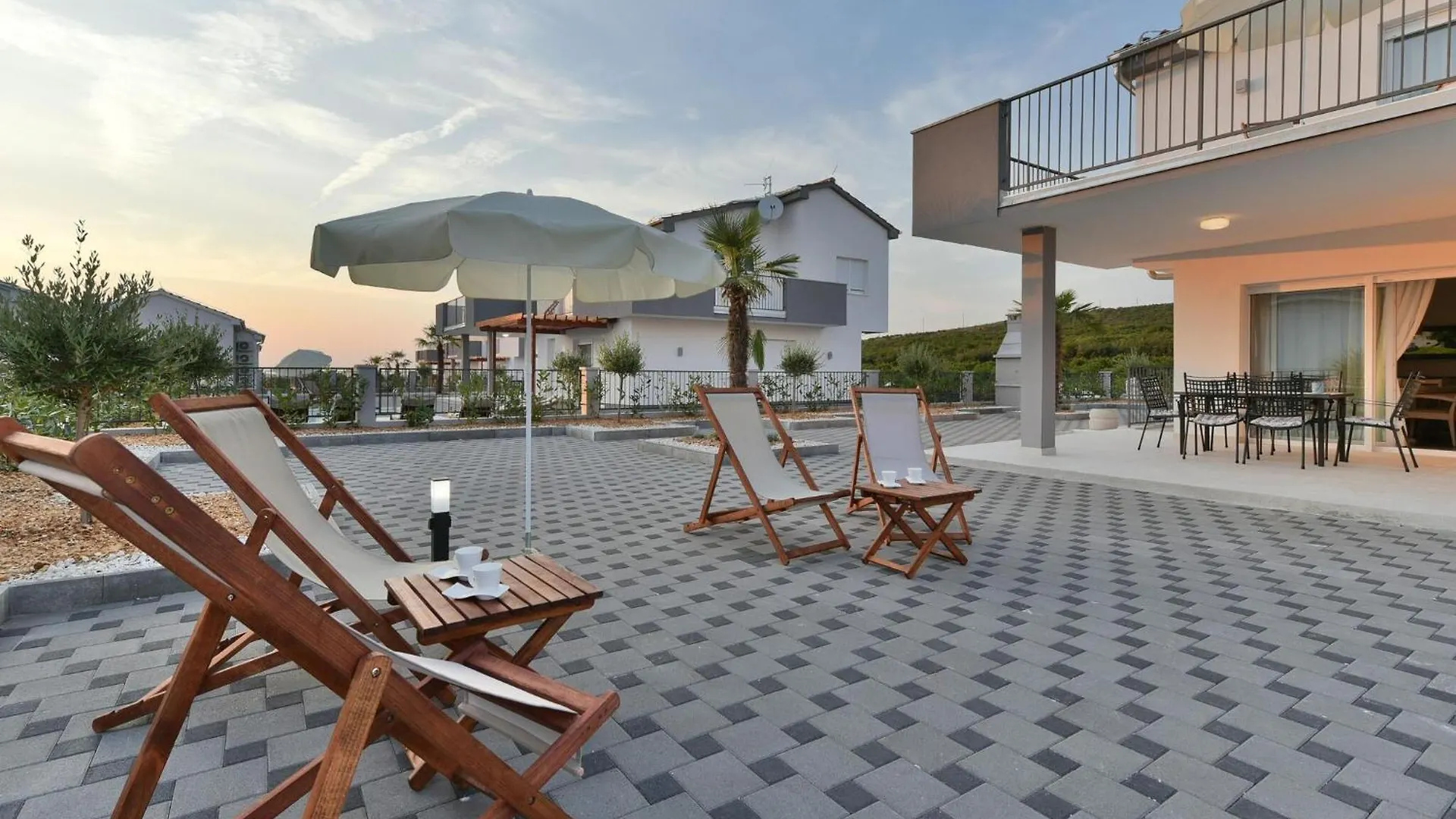 Luxury Villa With Swimming Pool And Terrace Sukosan