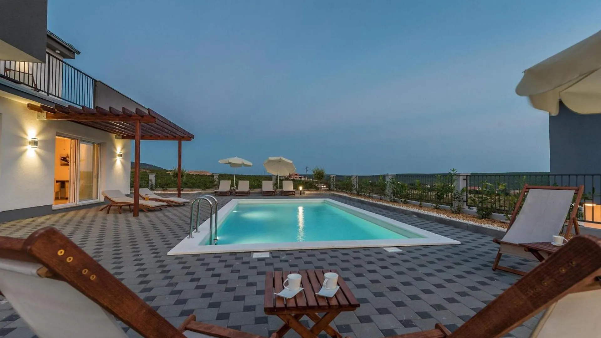 Luxury Villa With Swimming Pool And Terrace Sukosan 0*,